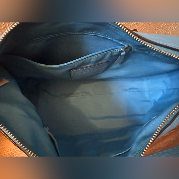 EUC Coach East West Celeste Blue Jay Leather Convertible Hobo Crossbody Bag - Picture 5 of 8